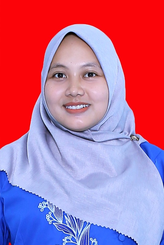 Yuni Cahnia, S.Pd